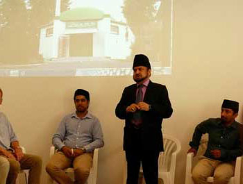 In der Ahmadiyya Moschee Neufahrn