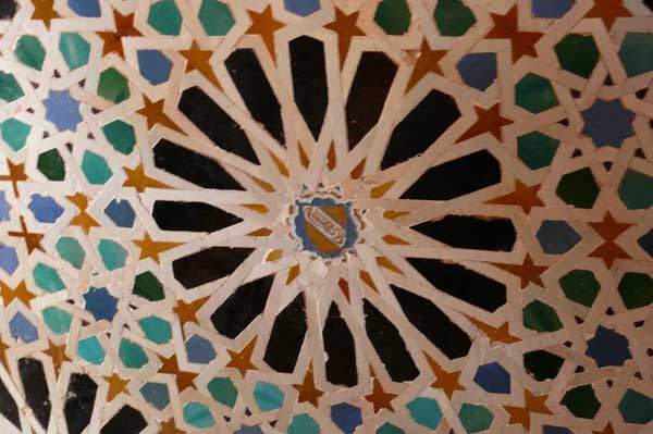 Alhambra: Azulejo-Kachel
